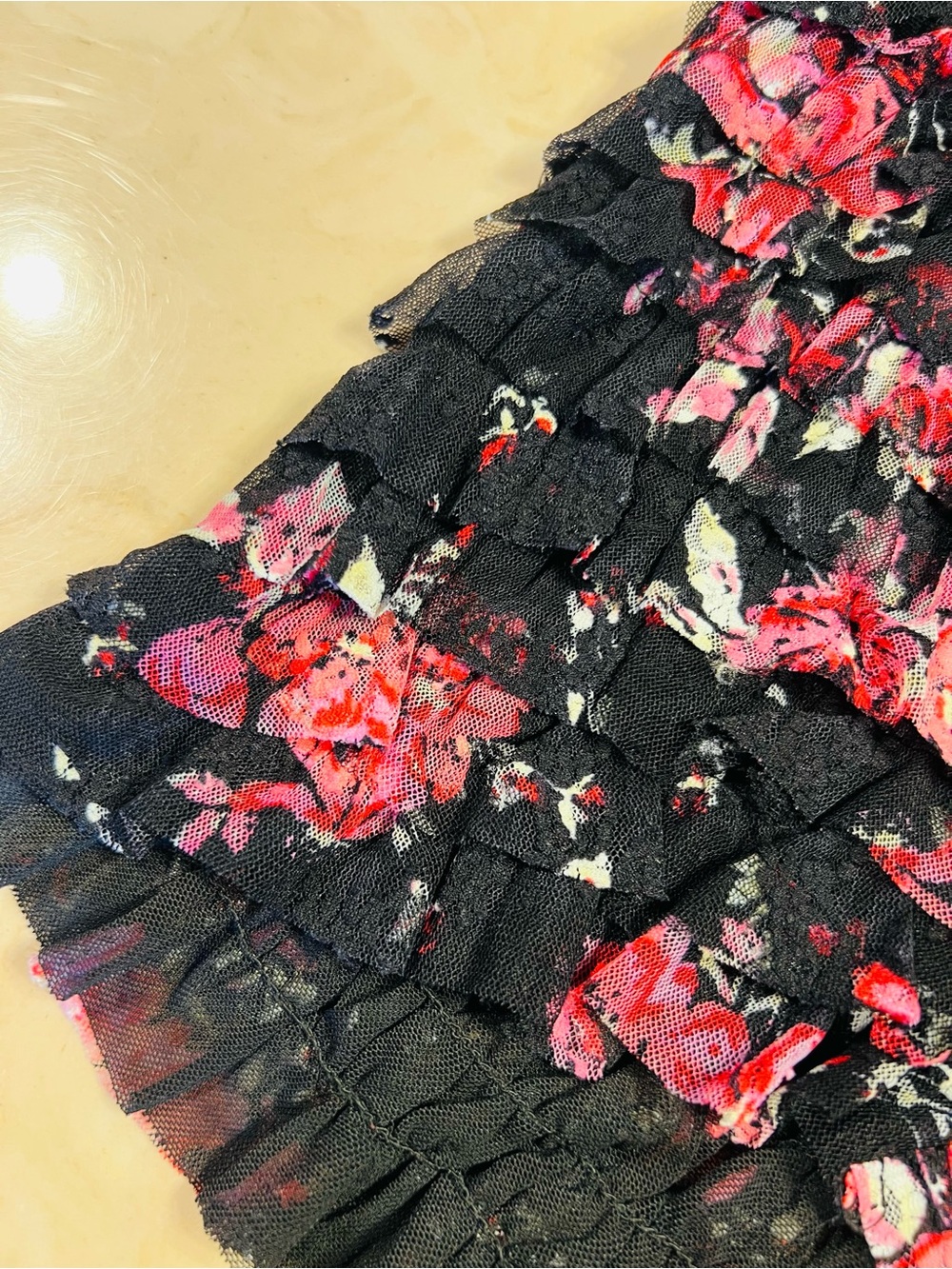 FREE PEOPLE Feeling For Lace Black Pink Floral Shorts Ruffles Girly Size Small - Picture 6 of 13